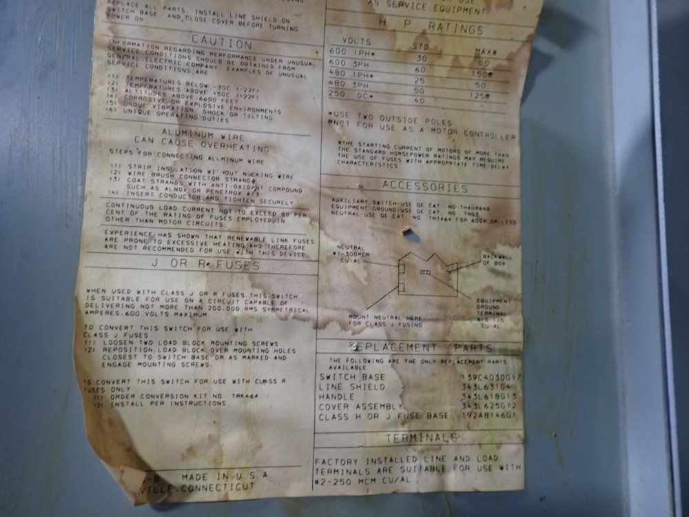 General Electric 200 Amps Non-fusible Disconnect - Th3364