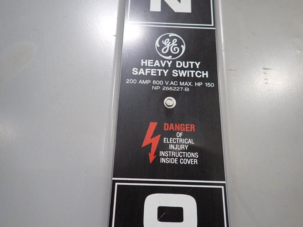 General Electric 200 Amps Non-fusible Disconnect - Th3364r