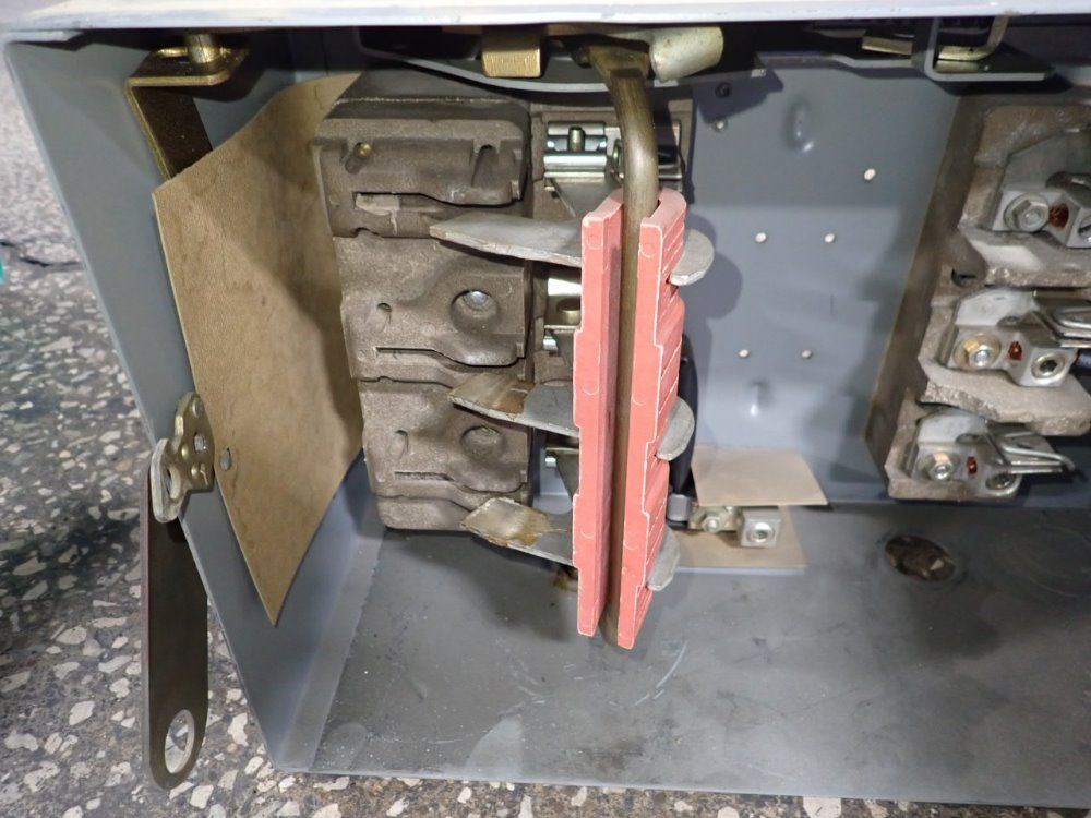 Square D 100 Amp Bus Plug - Pq-3610