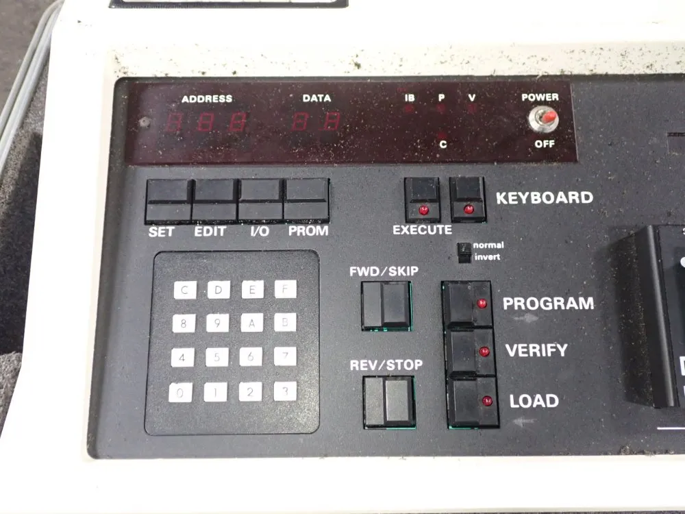 Data I/o Portable Prom Programmer - Ix