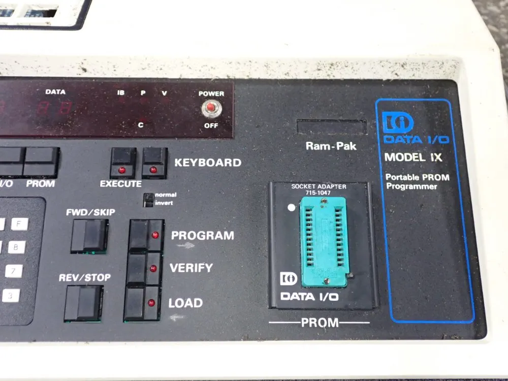 Data I/o Portable Prom Programmer - Ix