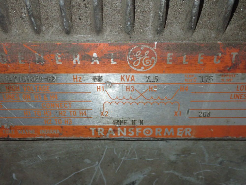 General Electric 7.5 Kva Transformer - 9t21b1029-62