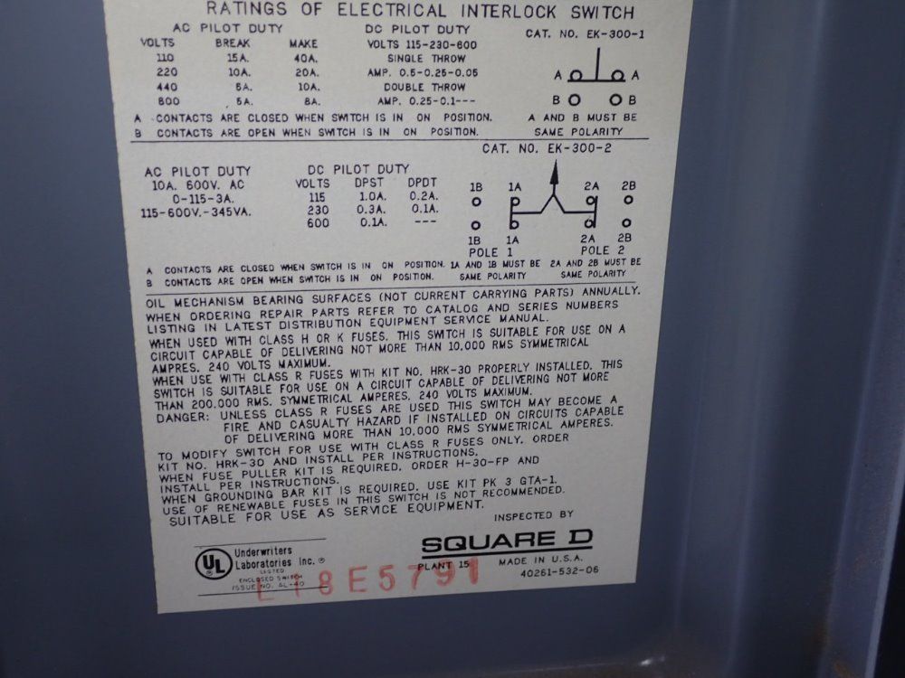 Square D 30 Amp Fusible Disconnect - H321n