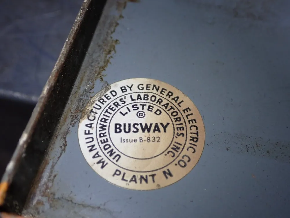 General Electric Bus Plug