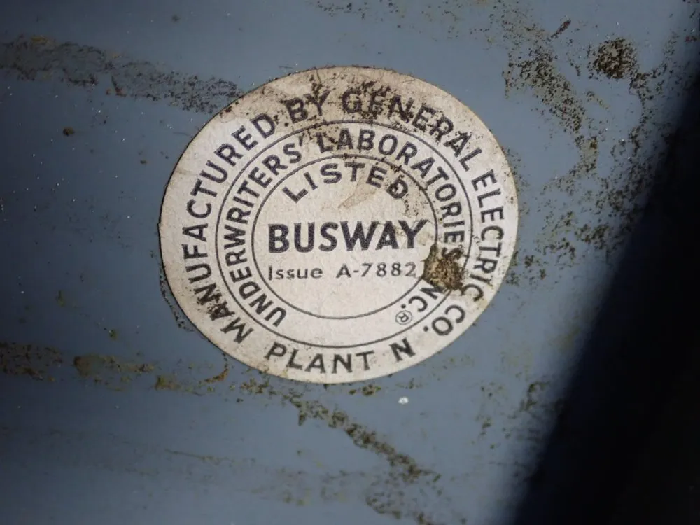 General Electric Bus Plug