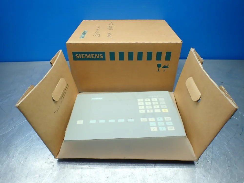 Siemens Operator Interface Panel - 6fc5203-0ab00-0aa0