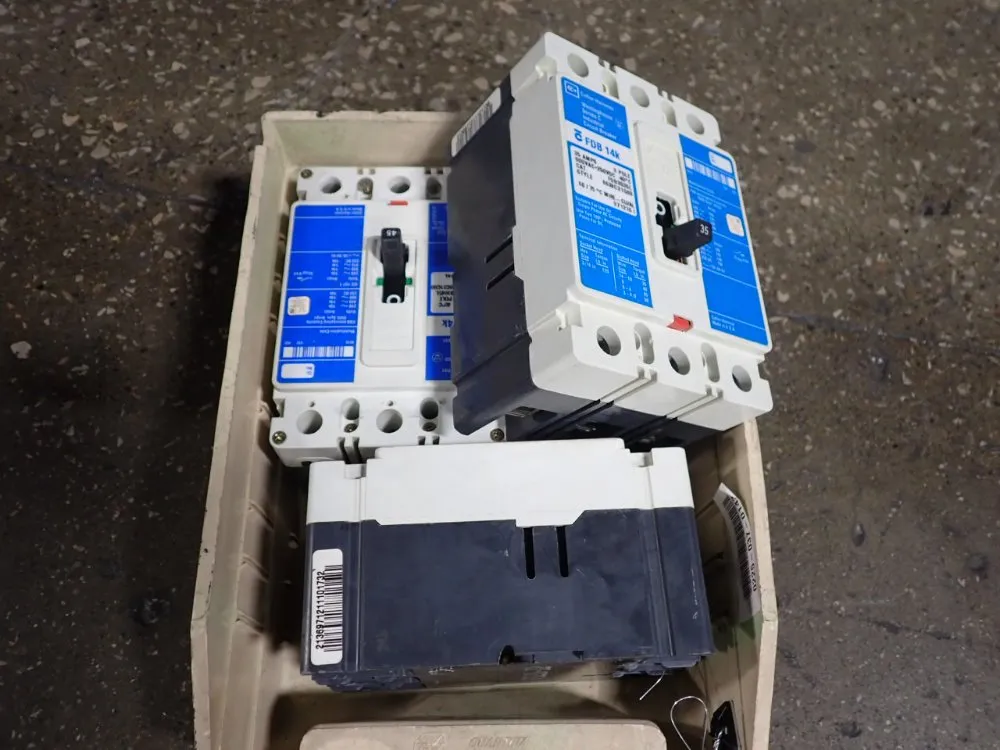 Cutler-hammer 35 Amp Circuit Breakers - Fdb 14k