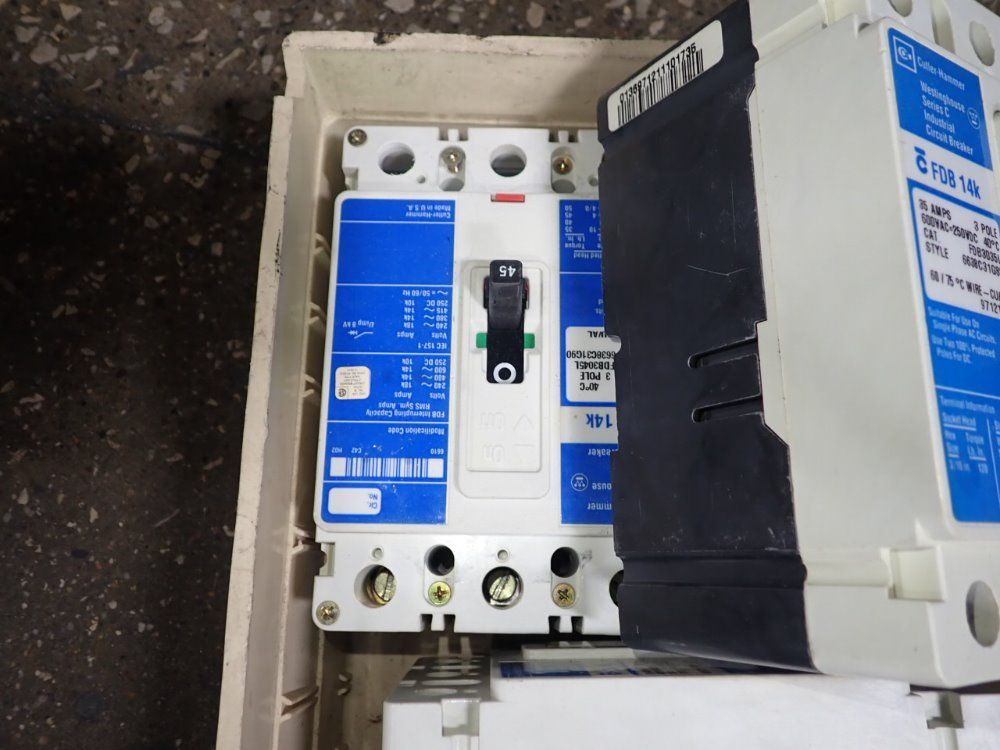 Cutler-hammer 35 Amp Circuit Breakers - Fdb 14k