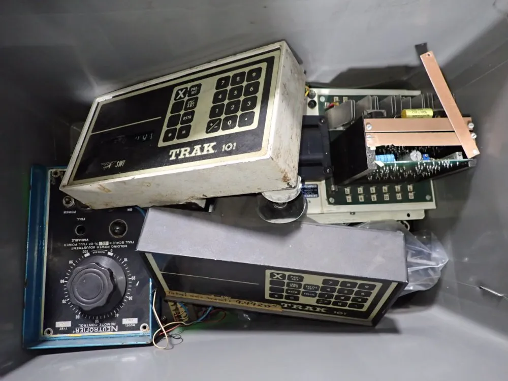 Swi Digital Read Outs - Trak 101