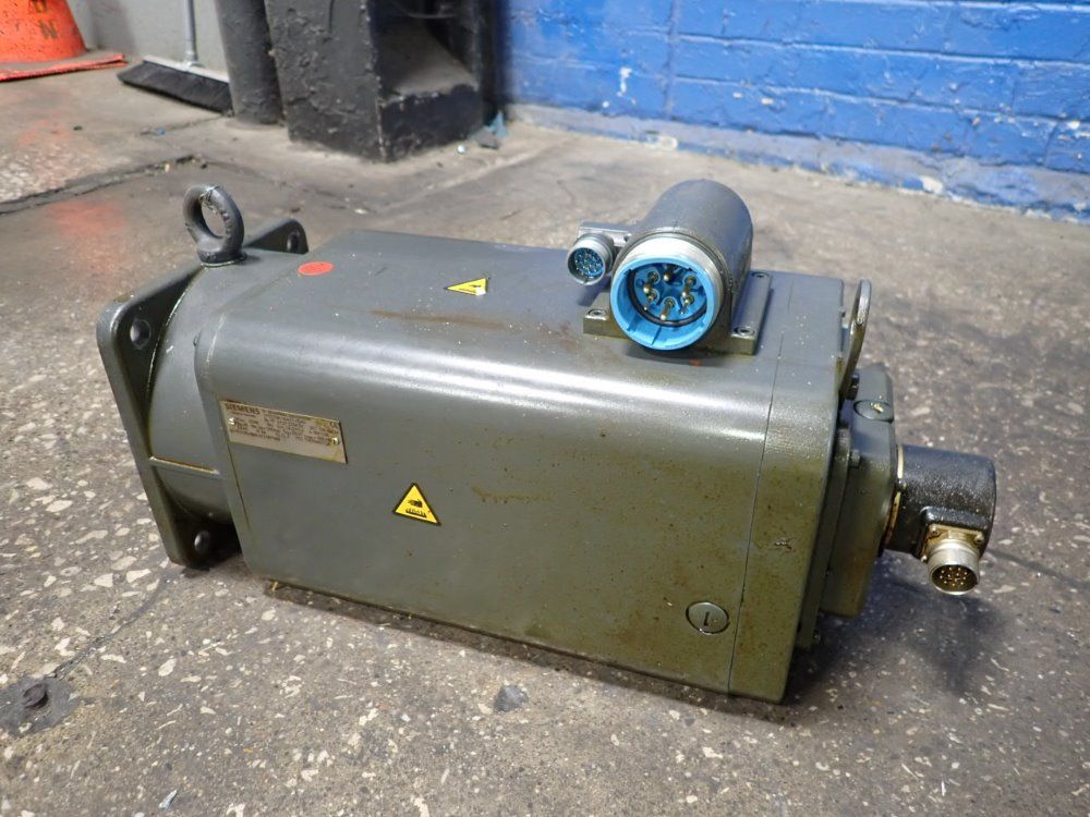 Siemens Brushless Servo Motor - 1ft5104-1aa71-1ea0