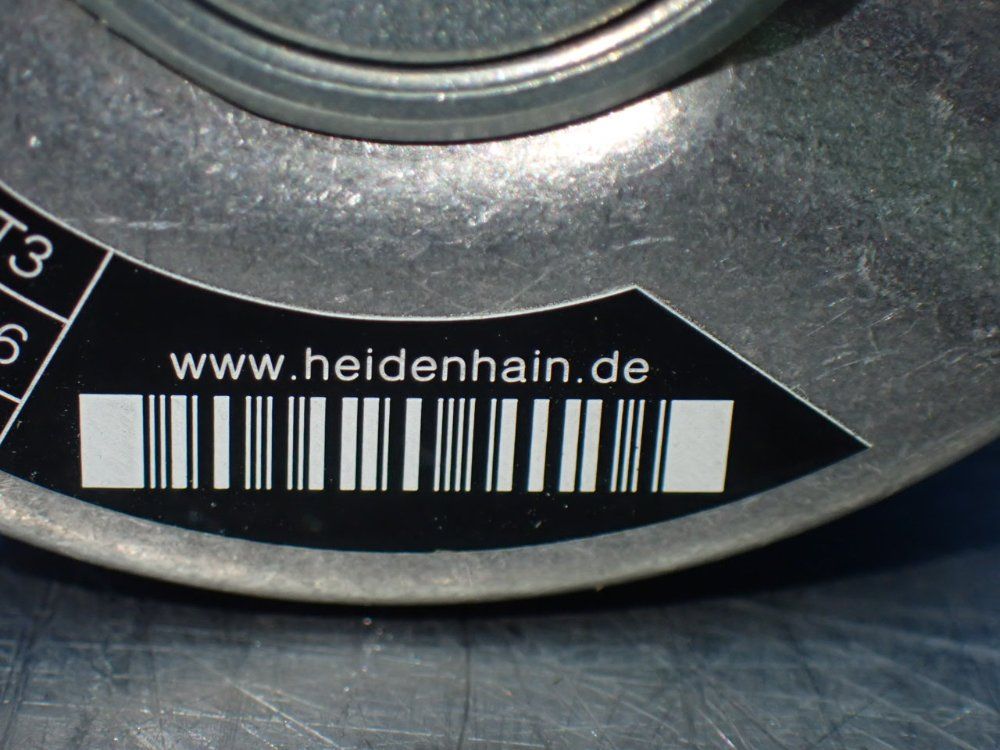 Heidenhain Rotary Encoder. - Ern 1381.026-2048