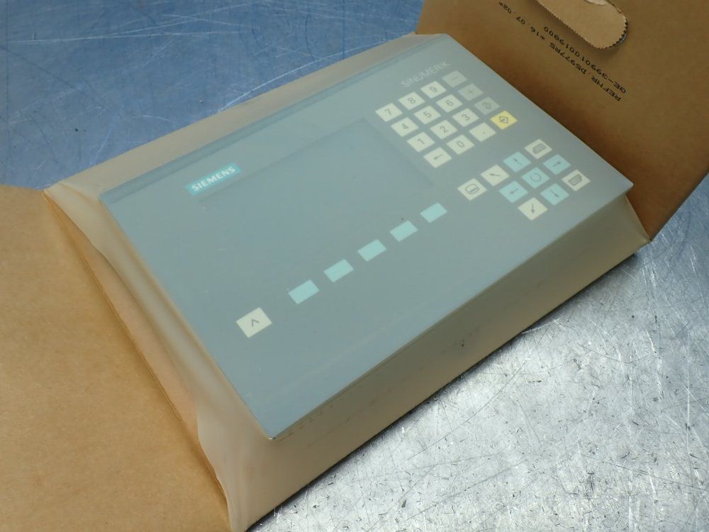 Siemens Sinumerik Slimline Operator Panel, Factory Sealed - 6fc5203-0ab00-0aa0