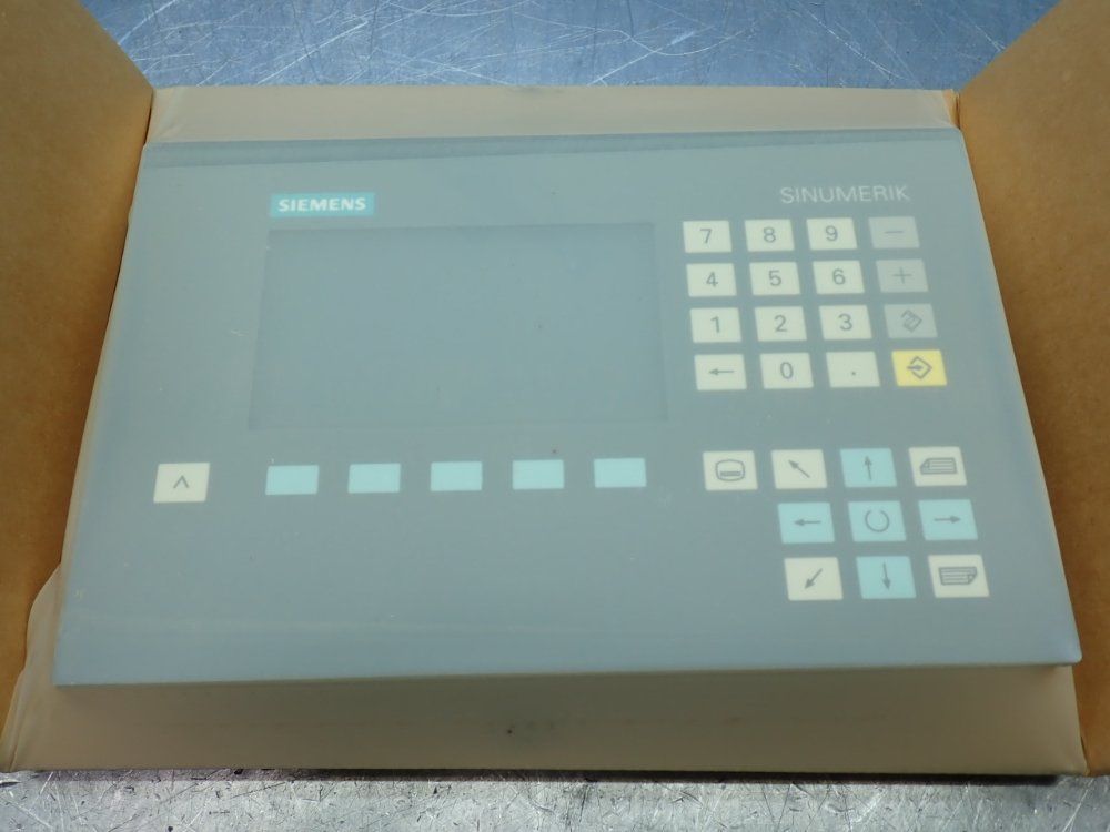 Siemens Sinumerik Slimline Operator Panel, Factory Sealed - 6fc5203-0ab00-0aa0