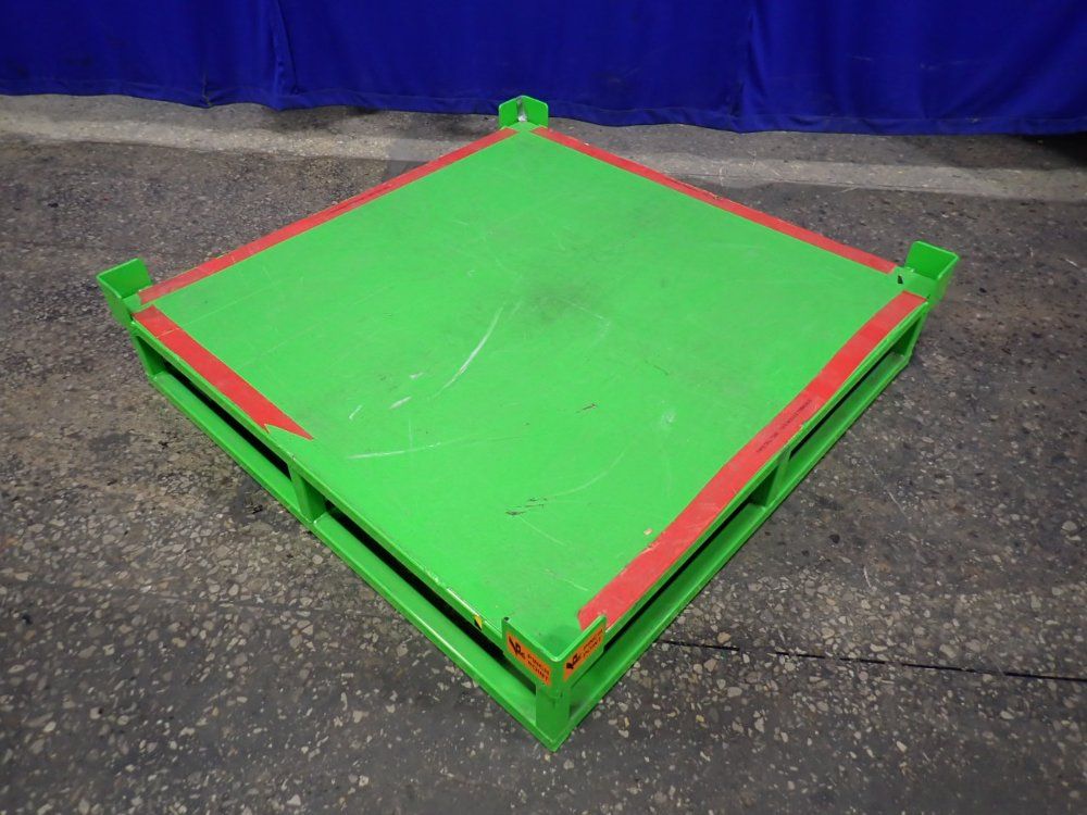 The Scharine Group Inc. 50" X 50" Topper