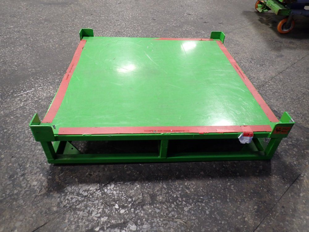 The Scharine Group Inc. 50" X 50" Topper