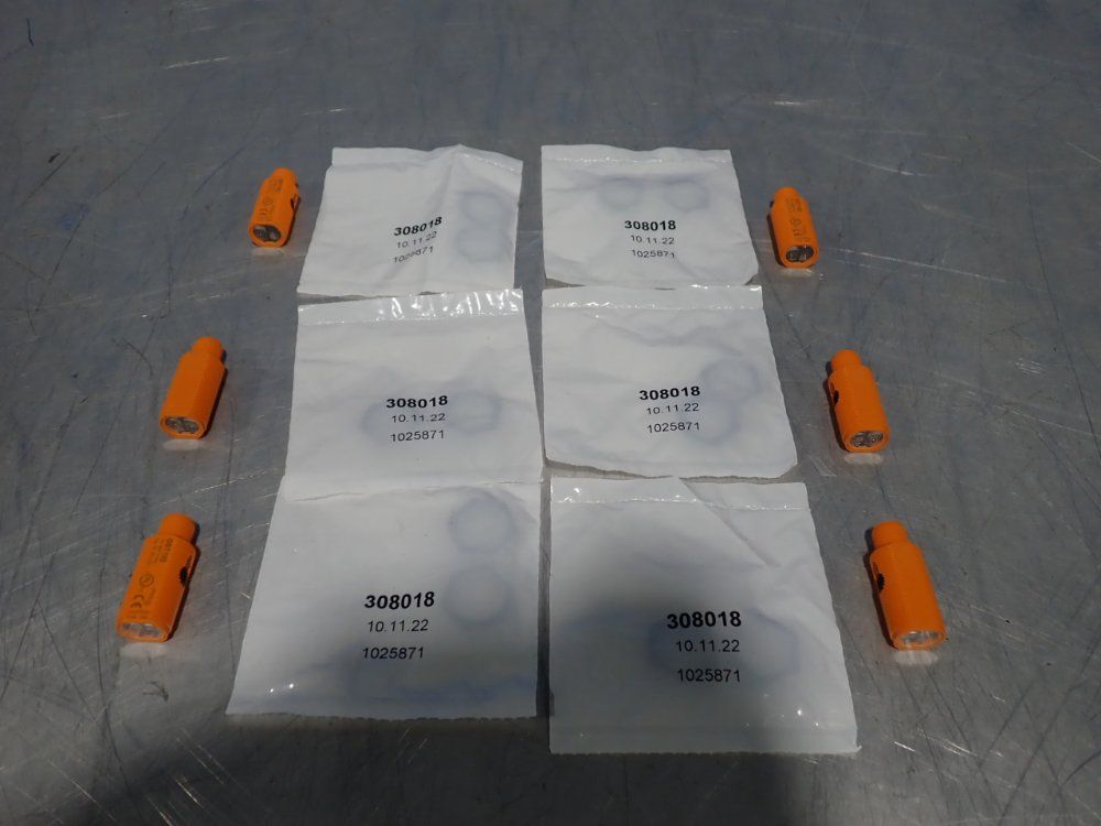 Ifm Retro-reflective Sensor - Ogt102