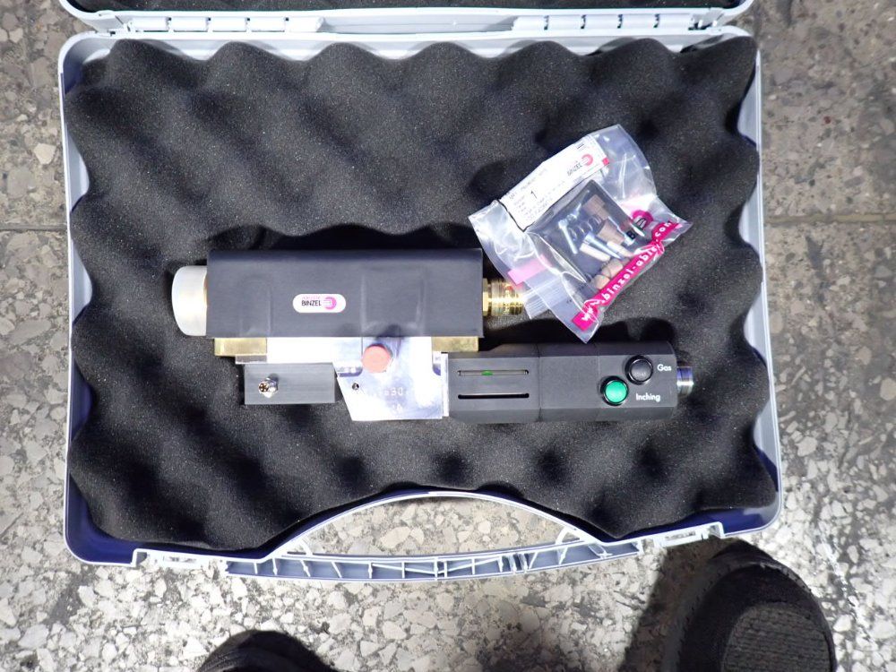 Abicor Bonzel Robot Feeder Front Drive - Mf-1.30