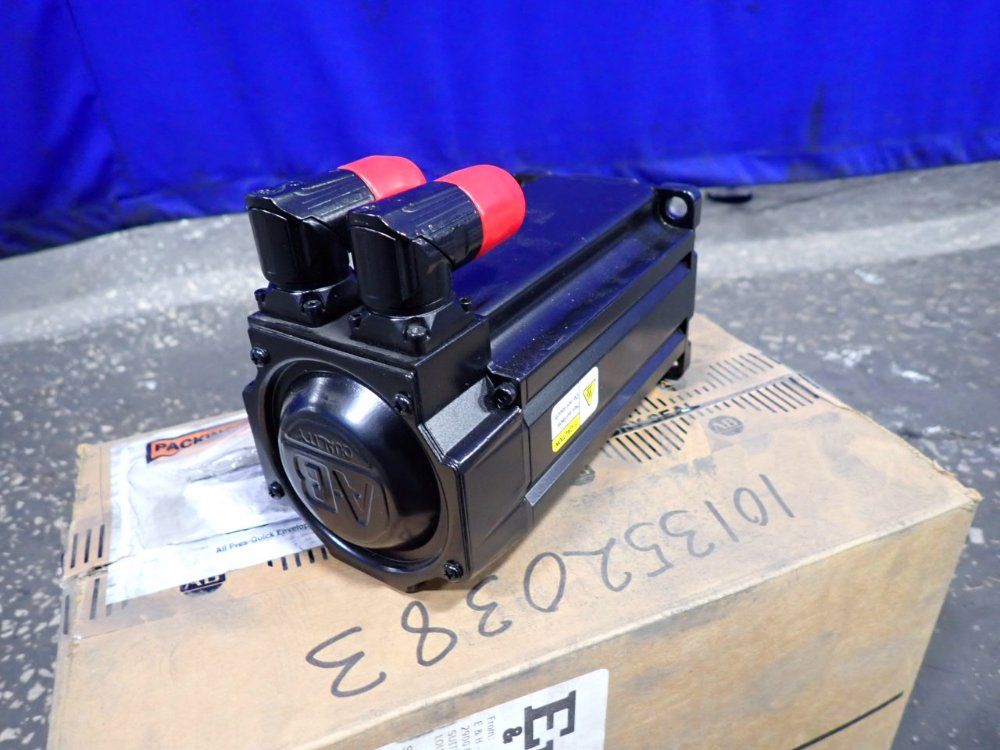 Ab 5000 Rpm Servo Motor - Mpl-b420p-mk74aa