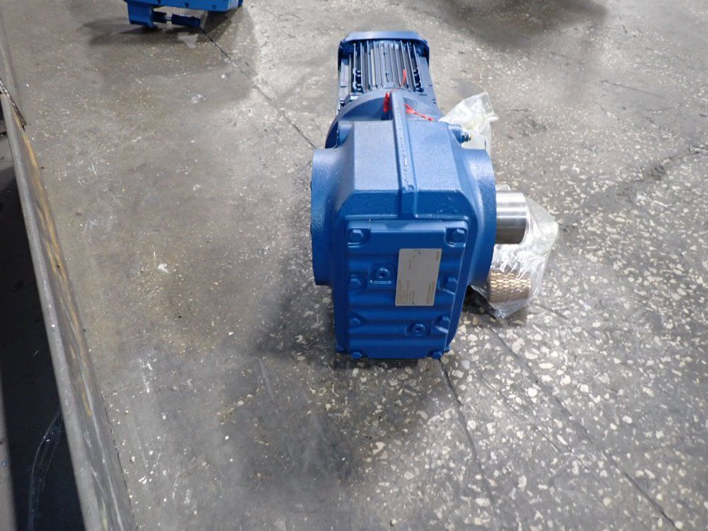 Sew-eurodrive 2 Hp Gear Drive - Kt77drn90l4