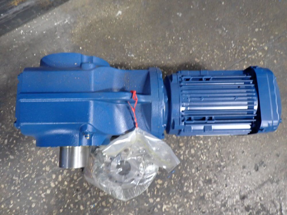 Sew-eurodrive 2 Hp Gear Drive - Kt77drn90l4