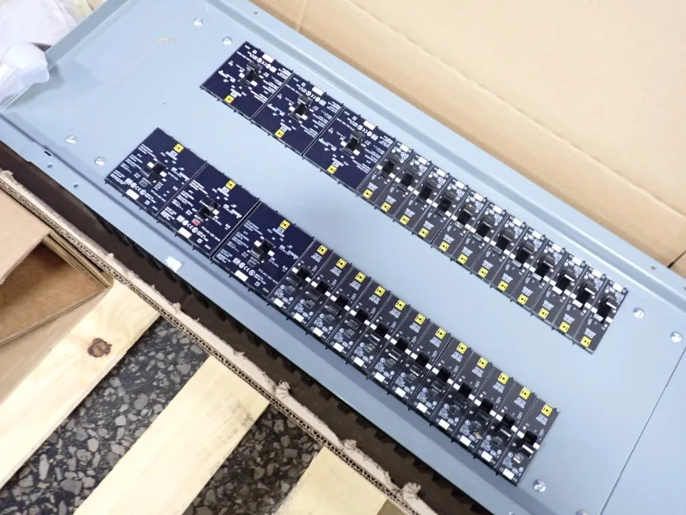 Square D Panelboard - 290051424909000410