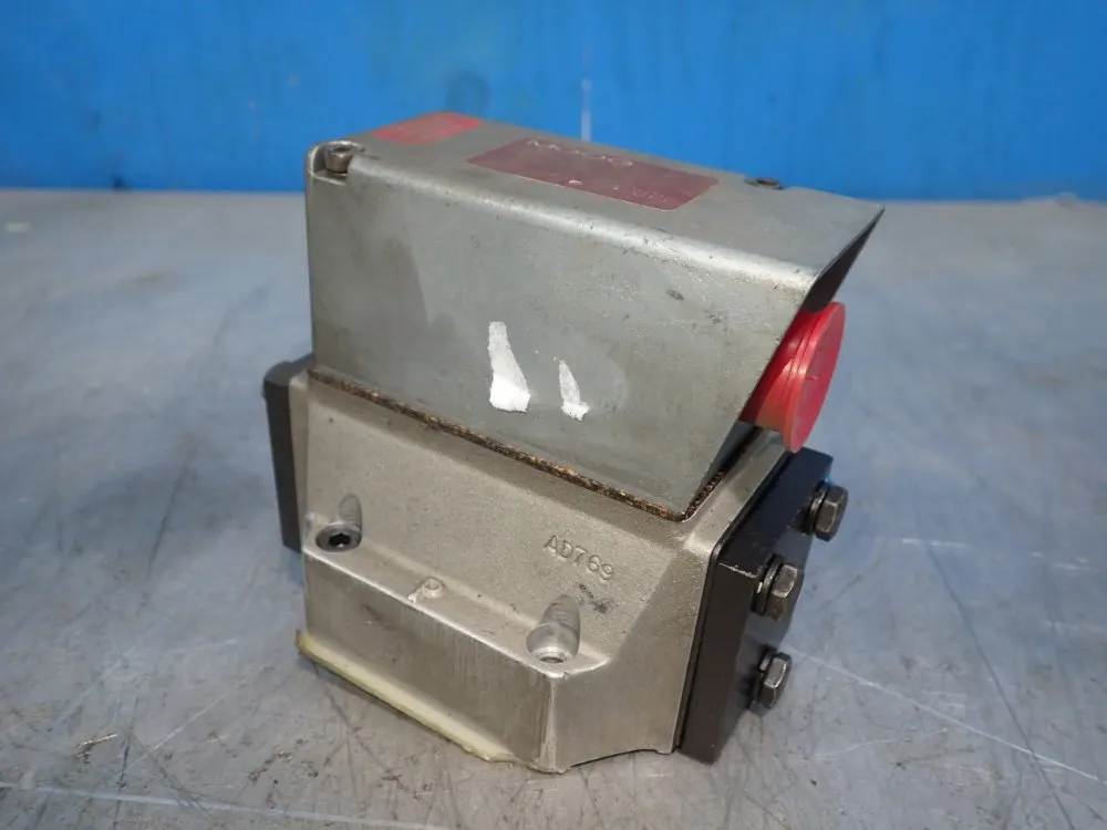 Moog Valve - 062-321