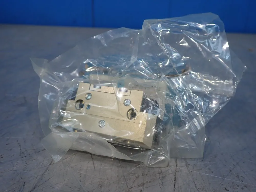 Schunk Pneumatic Actuator - Pgn+64-1