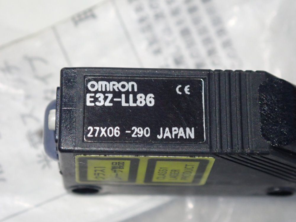 Omron Photoelectric Switch - E3z-ll86