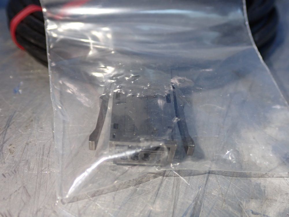 Keyence Sensor - Ap-u1