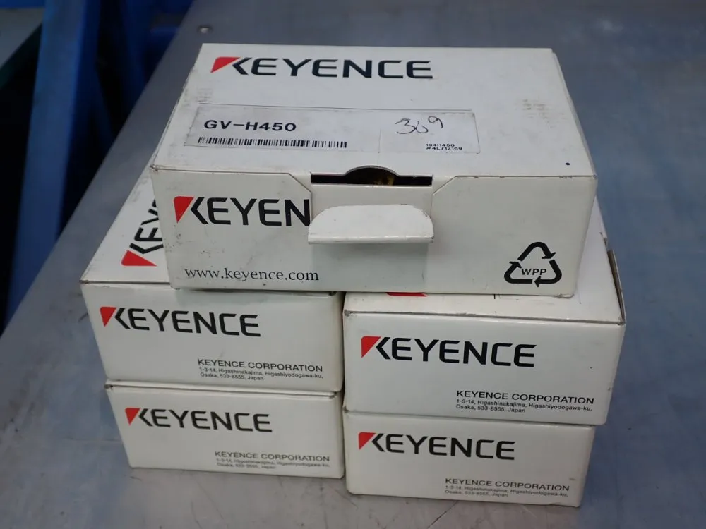 Keyence Laser Sensor Head - Gv-h450