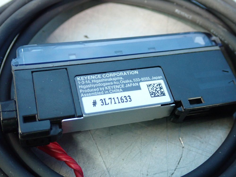 Keyence Fiber Amplifier - Fs-v11