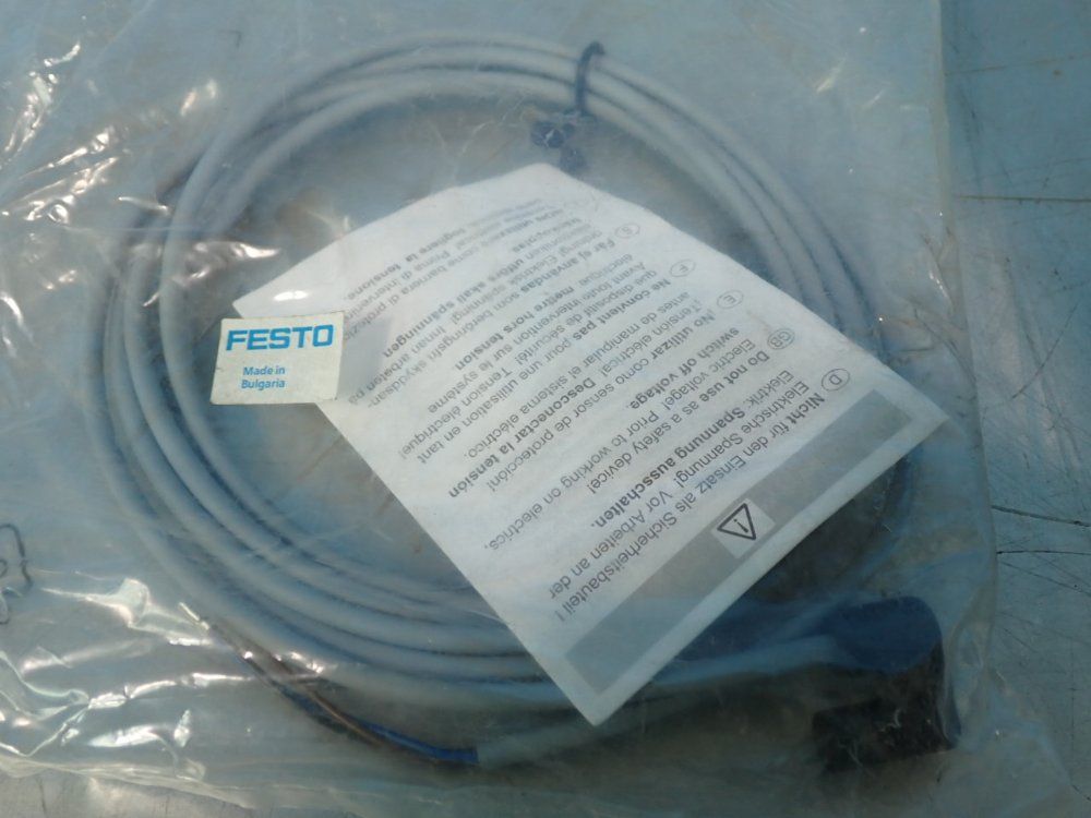 Festo Proximity Switch - Smeo-4u-k-led-24