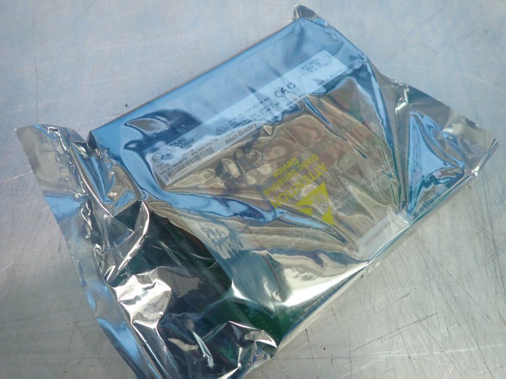 Allen Bradley Input Module - 1746-1a16