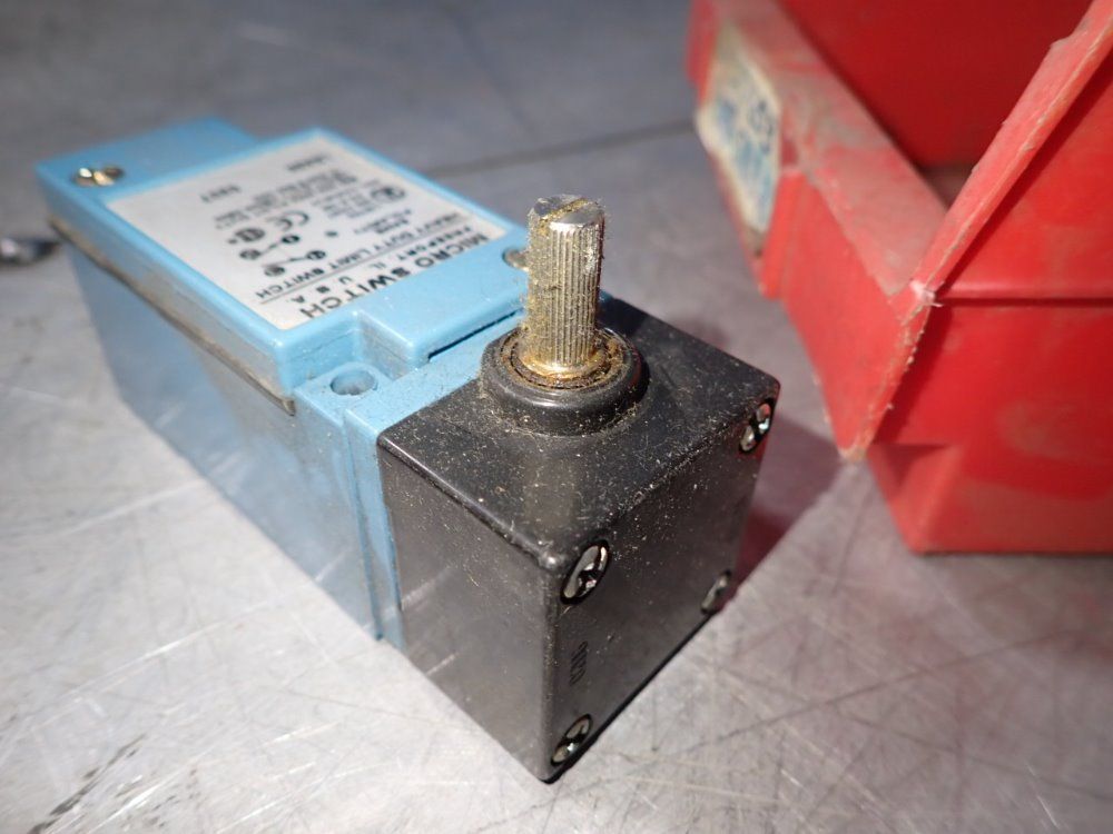 Honeywell Heavy Duty Limit Switch - Lsa3k