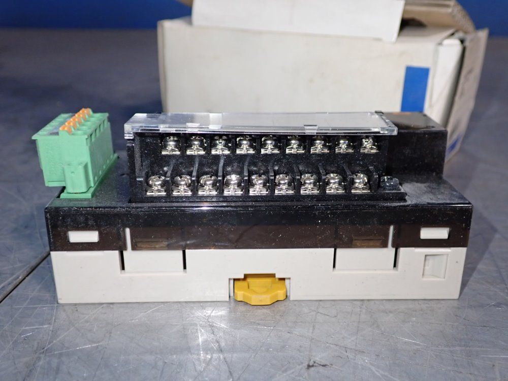 Omron Analog Terminal - Drt2-ad04h