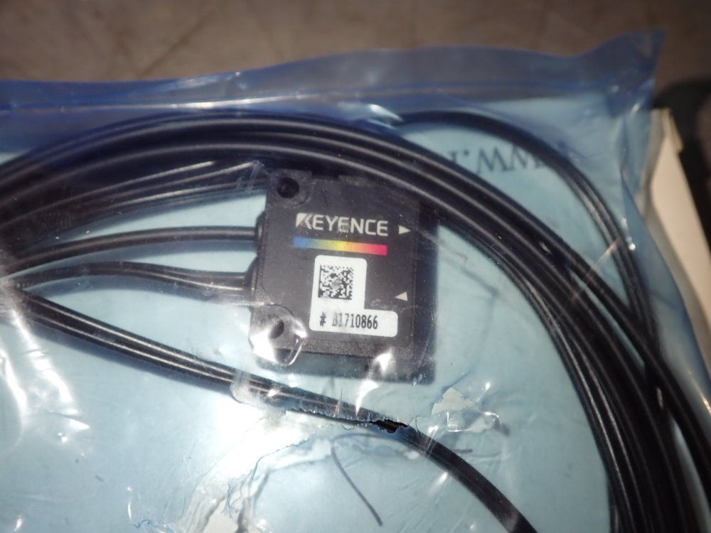 Keyence Sensor - Cz-h32