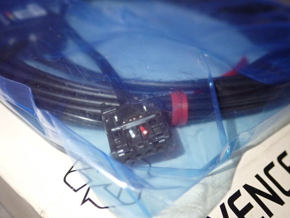 Keyence Sensor - Cz-h32