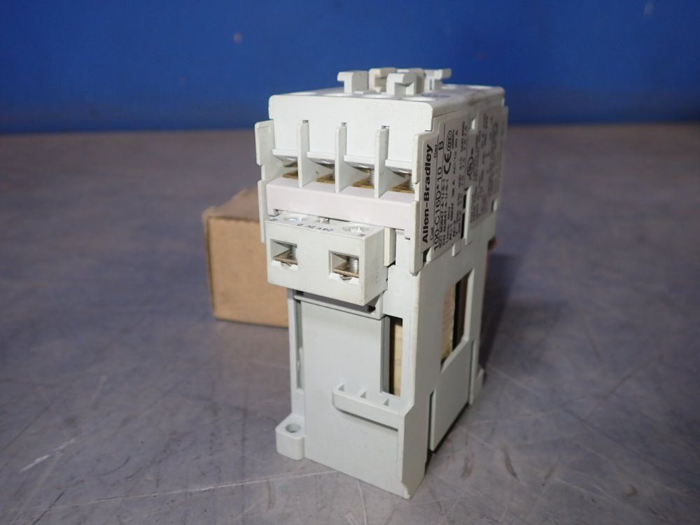 Allen Bradley Contactor - 100-c16dj10
