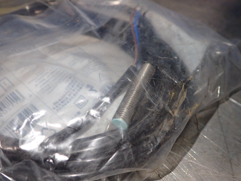 Siemens Inductive Proximity Switch - 3rg4011-0ag12