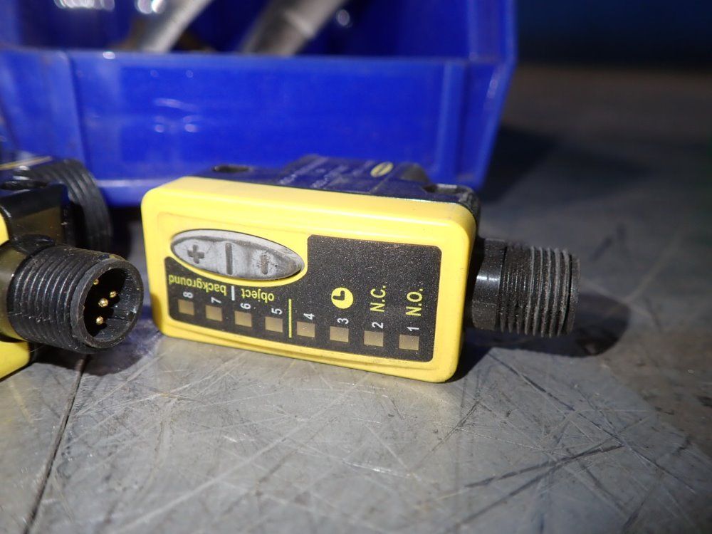 Banner Sensors - Qs30afq