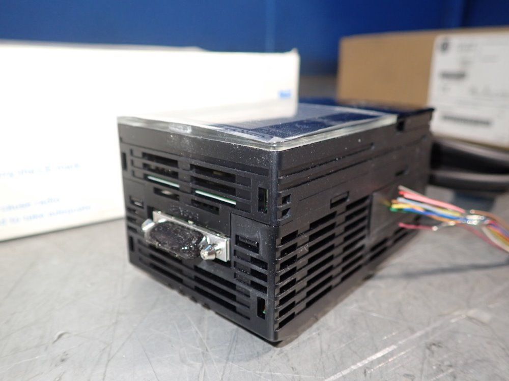 Omron Smart Sensor Amp - Zfv-a20