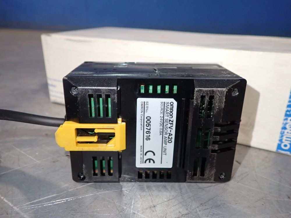 Omron Smart Sensor Amp - Zfv-a20