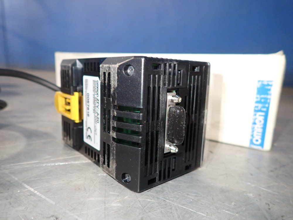 Omron Smart Sensor Amp - Zfv-a20