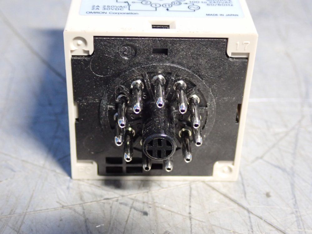 Omron Proximity Switch Amplifier - E2c-ak4a