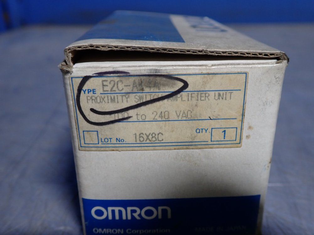 Omron Proximity Switch Amplifier - E2c-ak4a