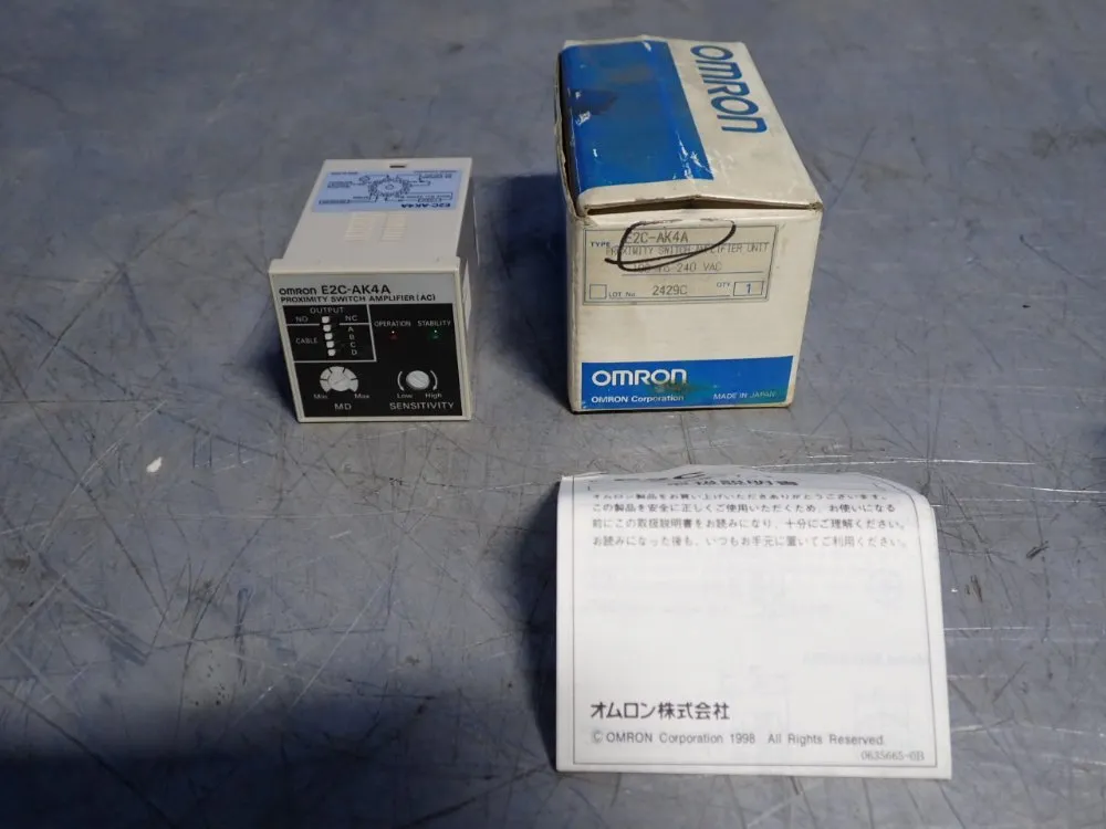 Omron Proximity Switch Amplifier - E2c-ak4a