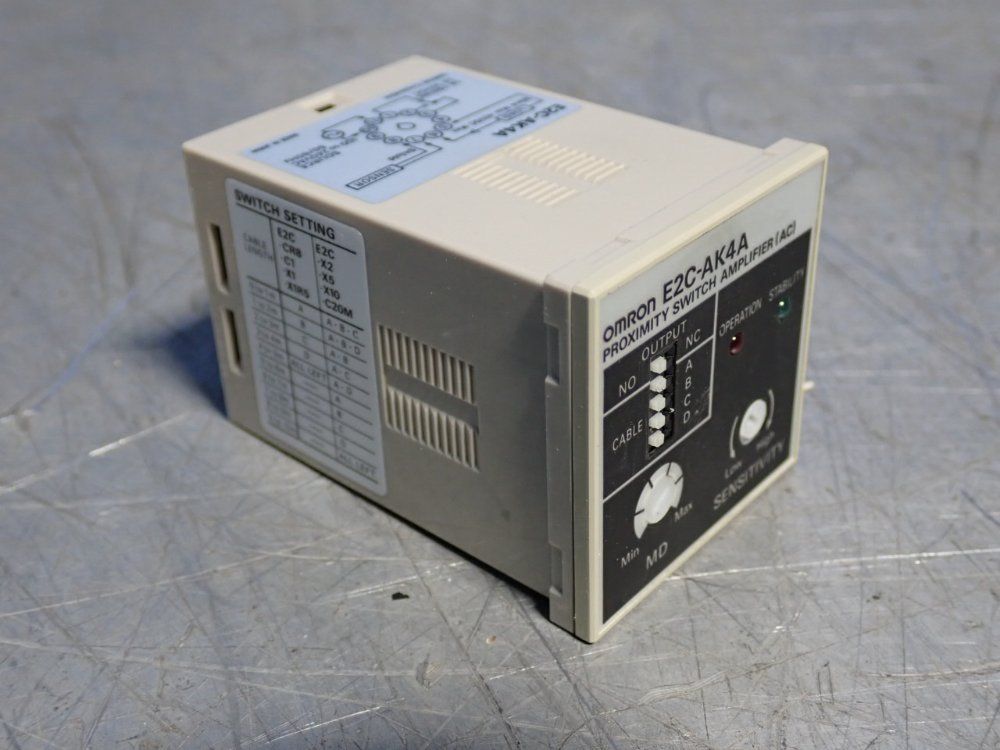 Omron Proximity Switch Amplifier - E2c-ak4a