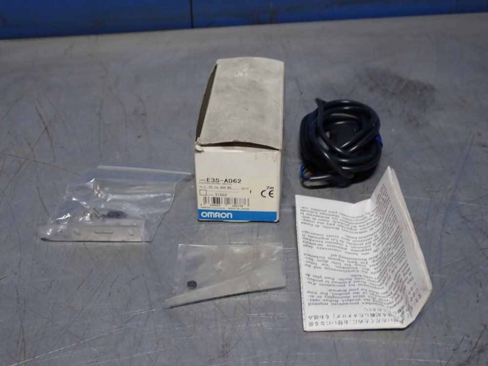 Omron Photoelectric Switch - E3s-ad62