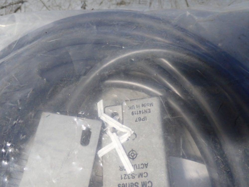 Omron Interlock Switch - Cm-s321sc5