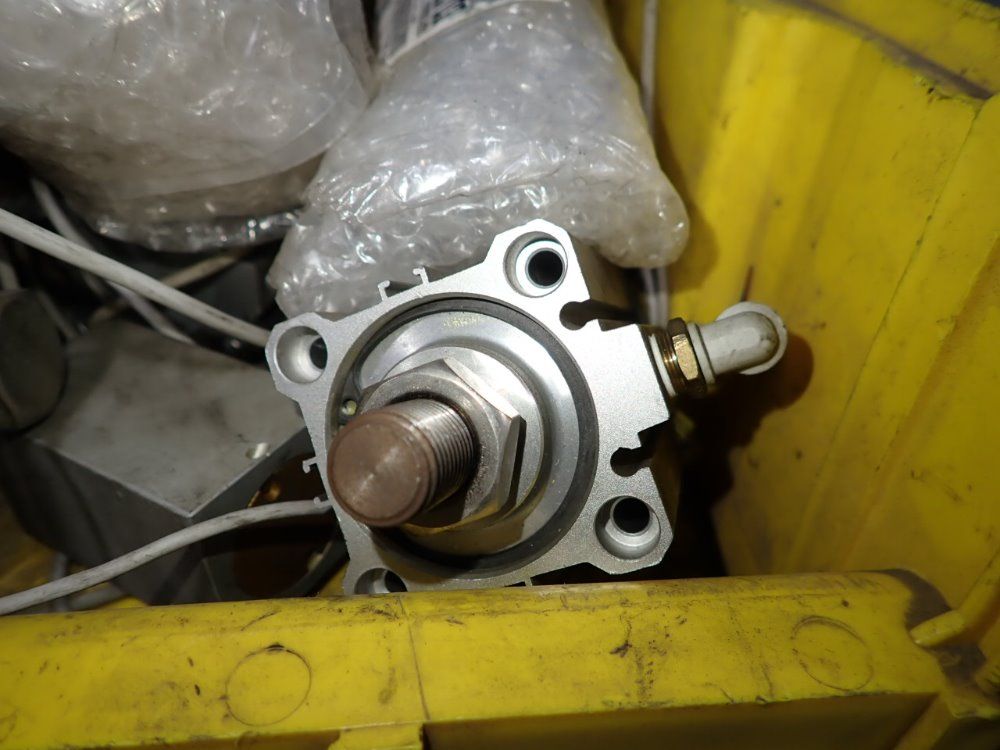 Smc Cylinders - Cdq2b23-20dz-a7 3l-xc9